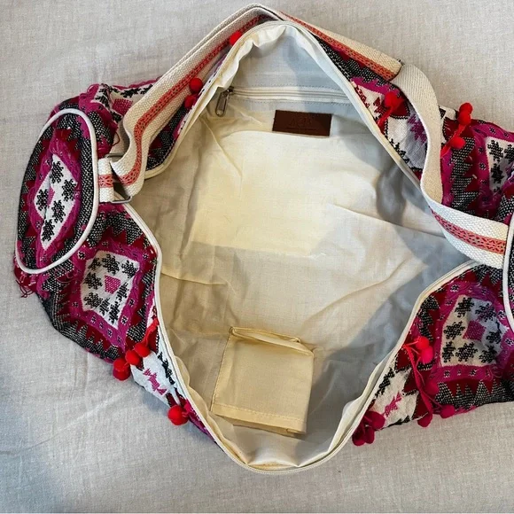 Boho Yoga Mat Bag, Pink and Black Geometric Shoulder Bag with Strap - Picture 5 of 9